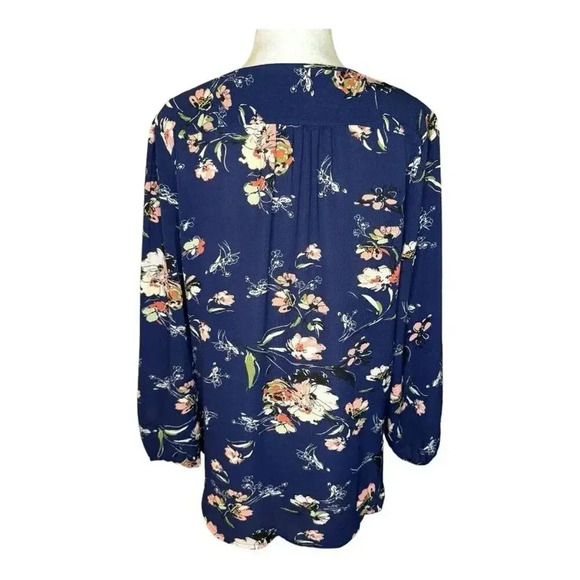 Fun2Fun Stitch Fix Kenmore Splitneck Navy Blue Women’s XS Floral Top NWOT - Picture 3 of 7